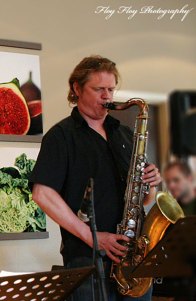 Olle Thunström (tenor saxophone) at After Work Jazz. Copyright: Henrik Eriksson. The photo may not be used elsewhere without my permission. Contact me about licencing.