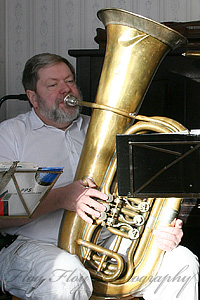 Göran Carenbäck (tuba). Copyright: Henrik Eriksson. The photos may not be used elsewhere without written permission.