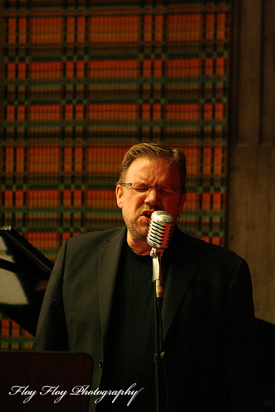 Mikael Jansson, singer and band leader in the big band Palladium. Copyright: Henrik Eriksson. The photo may not be published elsewhere without written permission.