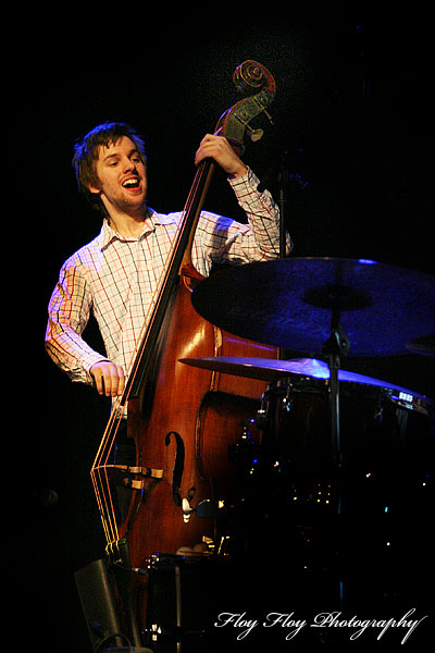 Niklas Fernqvist on bass. Copyright: Henrik Eriksson. The photo may not be used elsewhere without my permission.