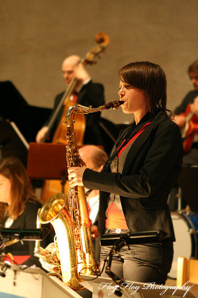 Katarina Kvist (saxophone). Uppsala University Jazz Orchestra. Copyright: Henrik Eriksson. The photo may not be used elsewhere without my permission.